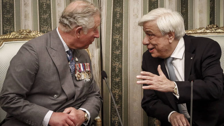 Κάρολος: Συναντώ Έλληνες σε πολλά μέρη του κόσμου – Παυλόπουλος: Δεν ξεχνάμε τους κοινούς μας αγώνες σε δύο Παγκόσμιους πολέμους (βίντεο)